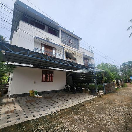 Happyhomes Homestay Thiruvananthapuram Exterior photo